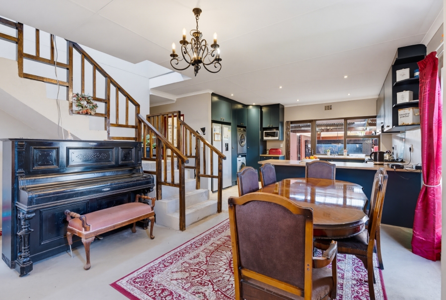 4 Bedroom Property for Sale in Edgemead Western Cape